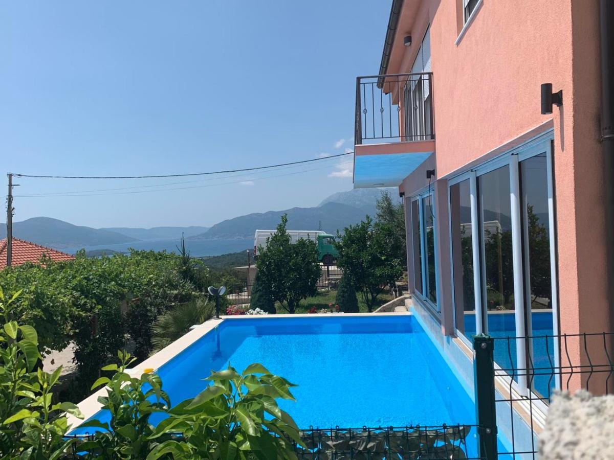 Ostojic Lux Apartman Apartment Kotor Bagian luar foto